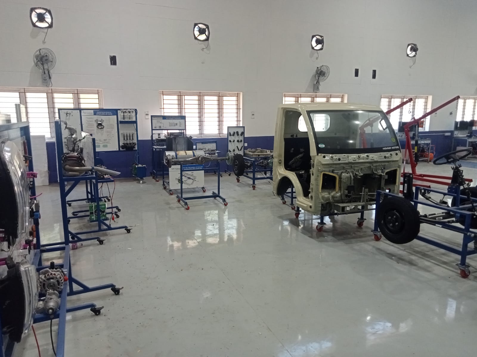 Industry 4.0 Centre of Excellence - Photo 30